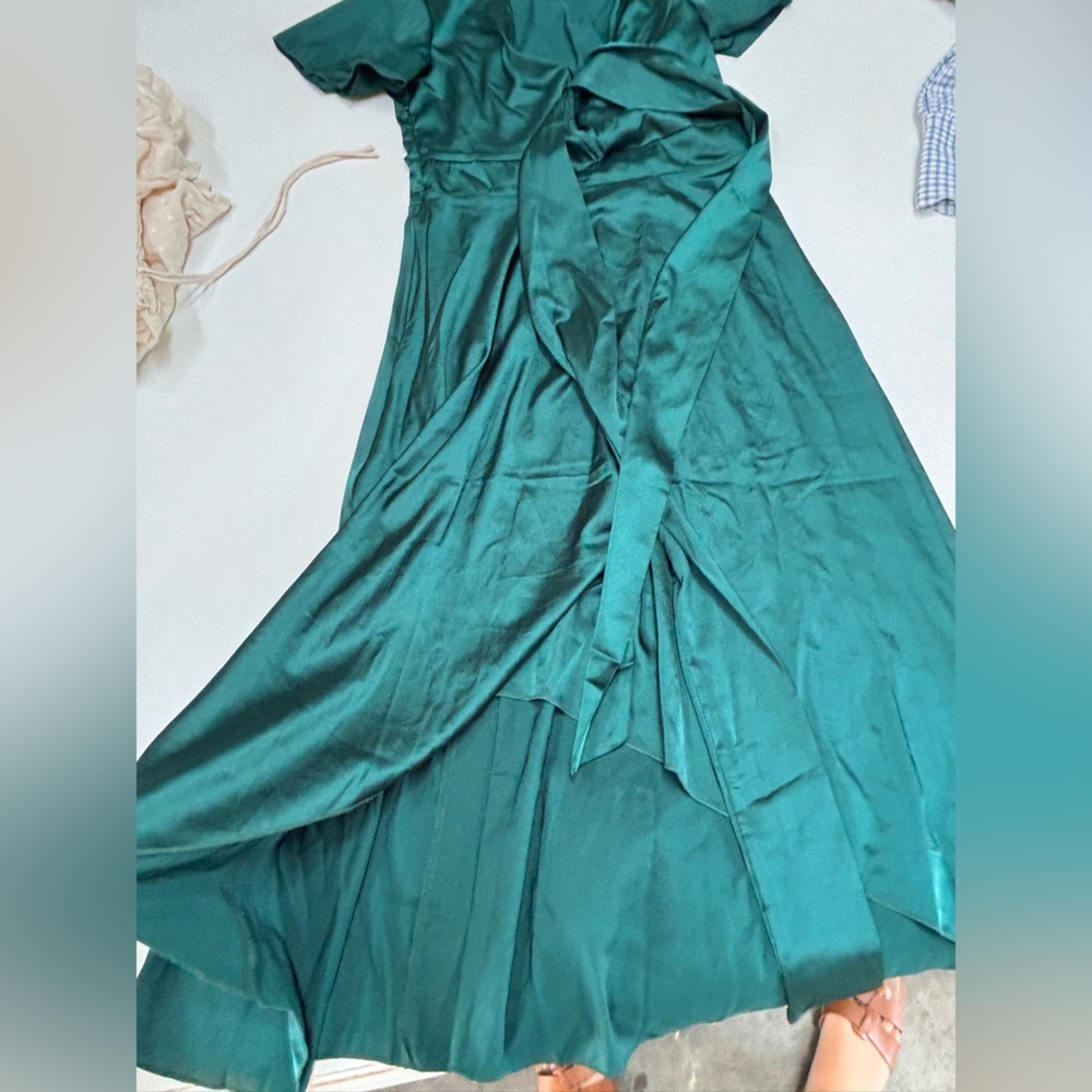 Emerald Green Wrap Midi Dress - Women
